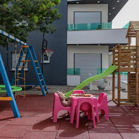 Boutique Residence Cosmopolis 1 บาร์บินเย ภายนอก รูปภาพ