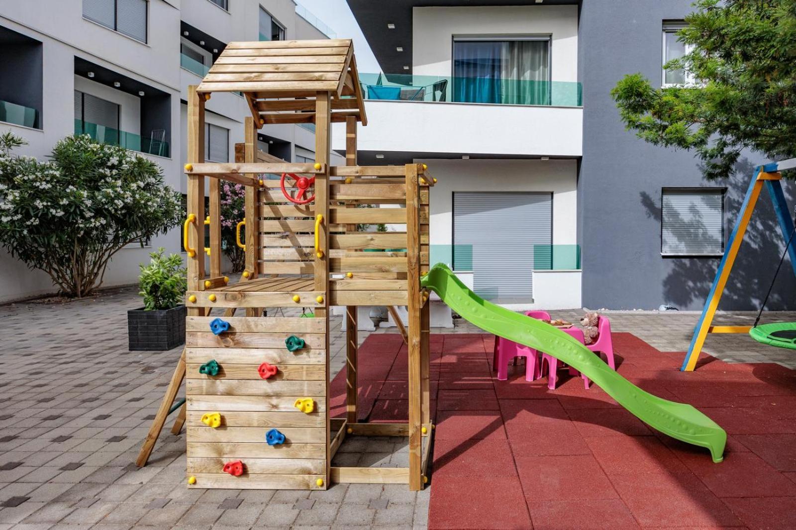 Boutique Residence Cosmopolis 1 บาร์บินเย ภายนอก รูปภาพ