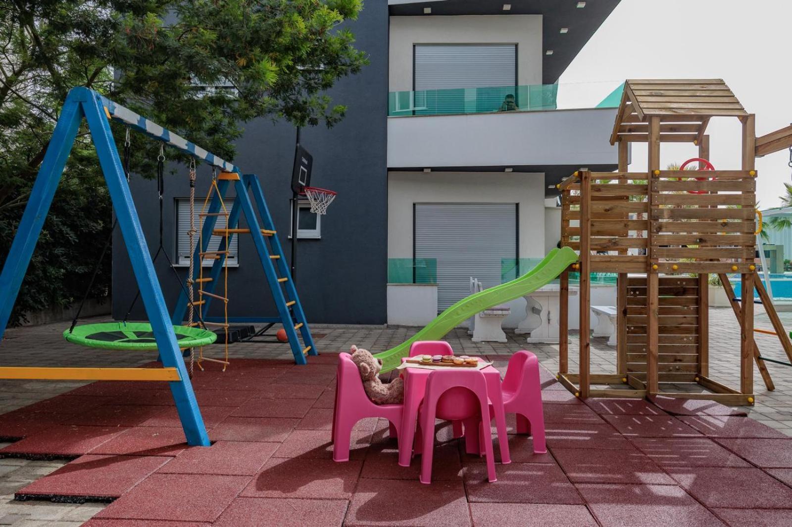 Boutique Residence Cosmopolis 1 บาร์บินเย ภายนอก รูปภาพ