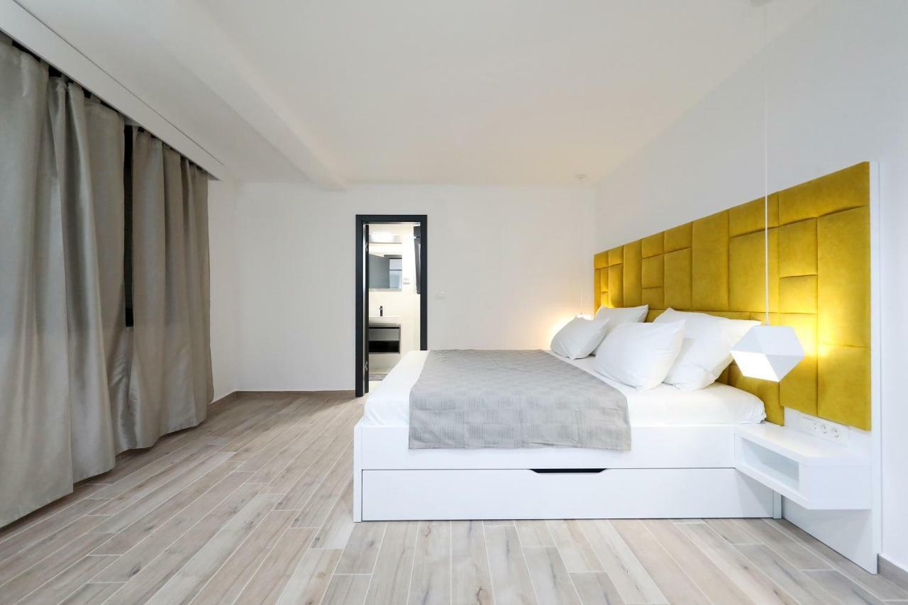 Boutique Residence Cosmopolis 1 บาร์บินเย ภายนอก รูปภาพ