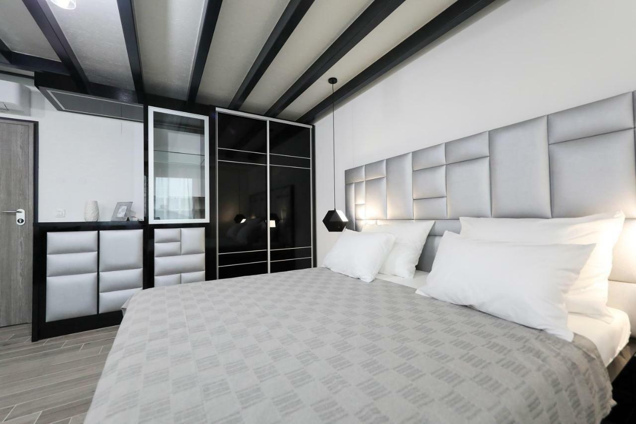 Boutique Residence Cosmopolis 1 บาร์บินเย ภายนอก รูปภาพ