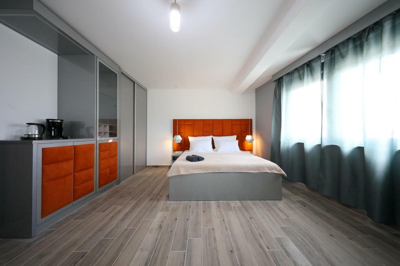 Boutique Residence Cosmopolis 1 บาร์บินเย ภายนอก รูปภาพ