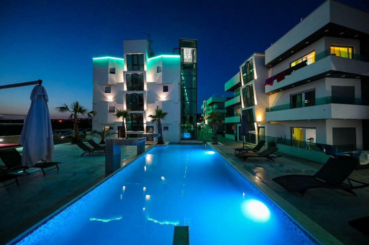 Boutique Residence Cosmopolis 1 บาร์บินเย ภายนอก รูปภาพ