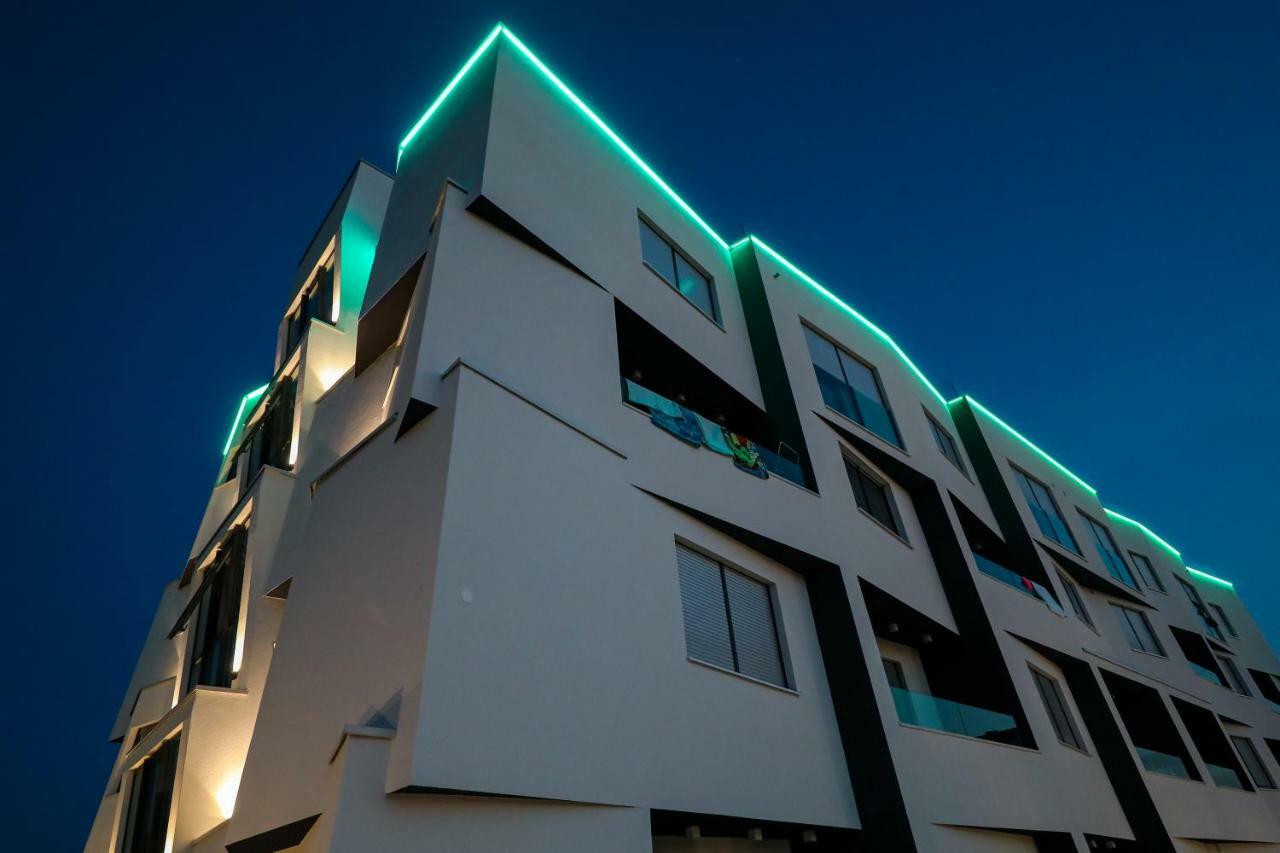 Boutique Residence Cosmopolis 1 บาร์บินเย ภายนอก รูปภาพ